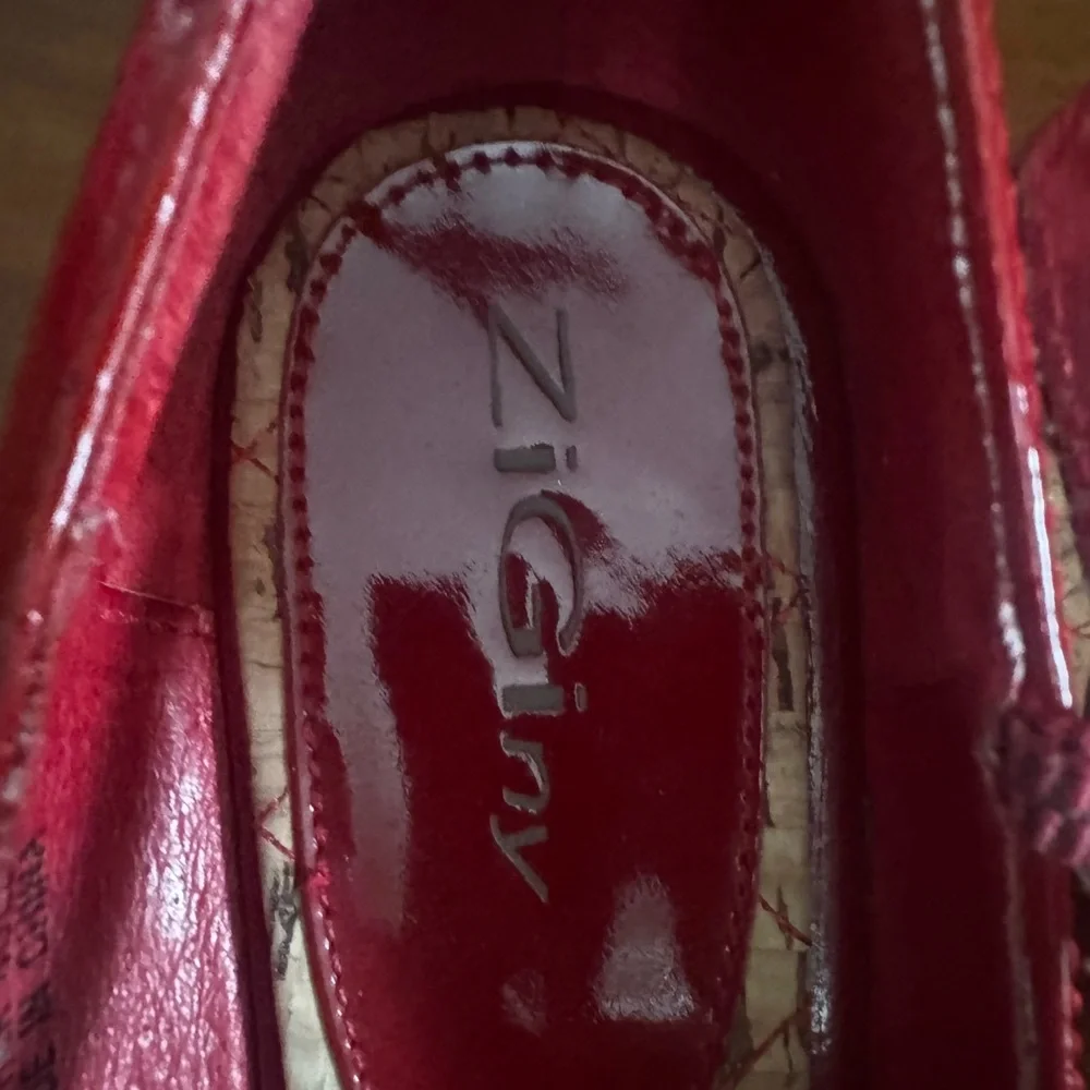 Ziginy Camille II Red Patent Leather Cork Wedge Mary Jane Peep Toe Sandals 9